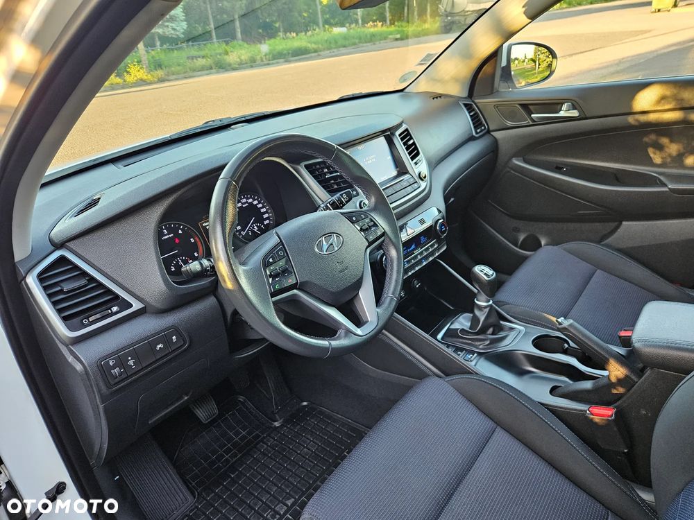 Hyundai Tucson blue 1.7 CRDi 2WD Style - 20