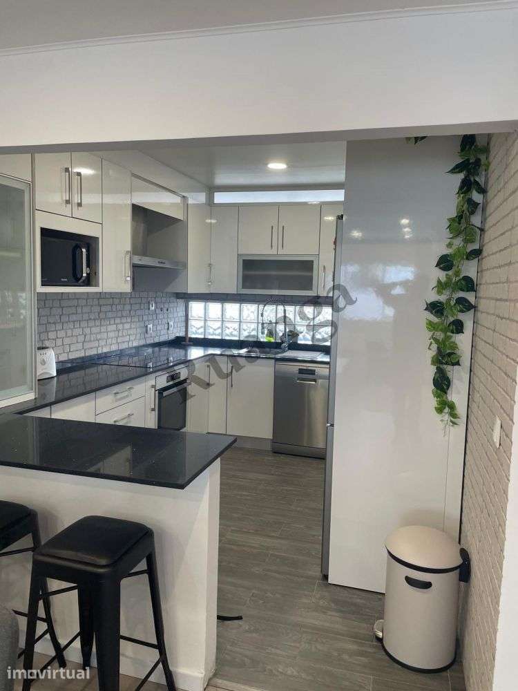Apartamento T3 Duplex para Venda em Vila Nova de Santo André - Grande imagem: 2/33
