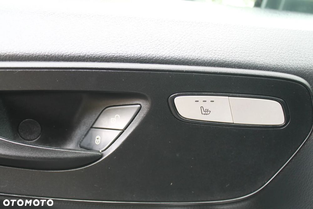 Mercedes-Benz VITO - 28