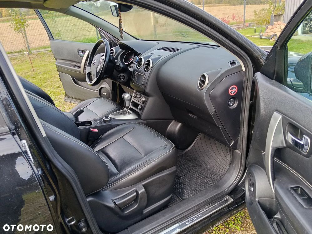 Nissan Qashqai - 10