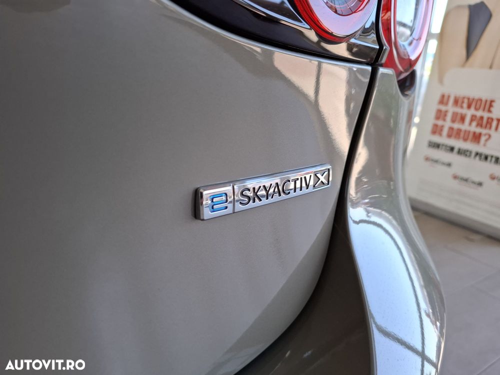 Mazda 3 e-Skyactiv X186 AT MHEV Center-Line - 11