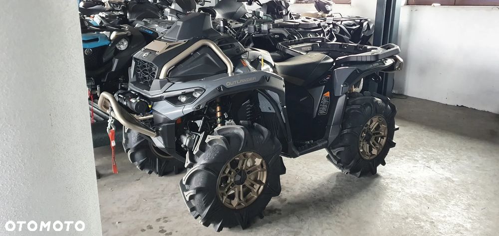 Can-Am Outlander - 2