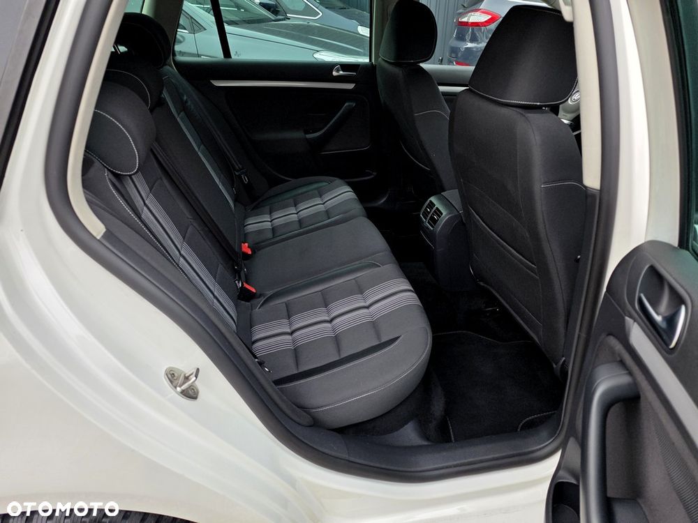 Volkswagen Golf 2.0 TDI Comfortline - 9