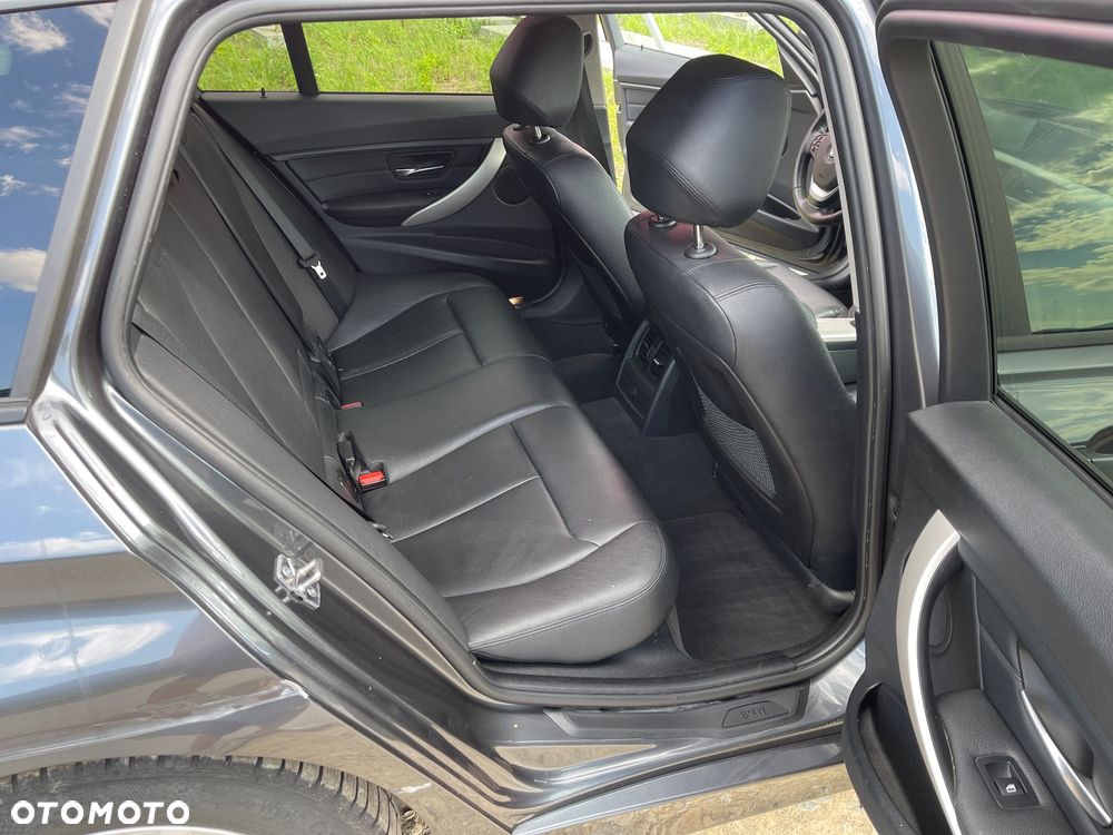 BMW Seria 3 - 16