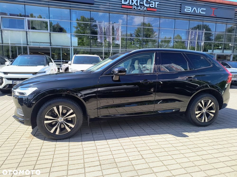 Volvo XC 60 B5 B AWD Momentum - 3