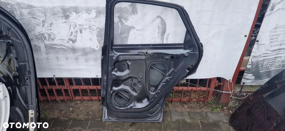 Drzwi Audi Q5 FY Spoortback 2016-2025r. Tył Prawy - 3