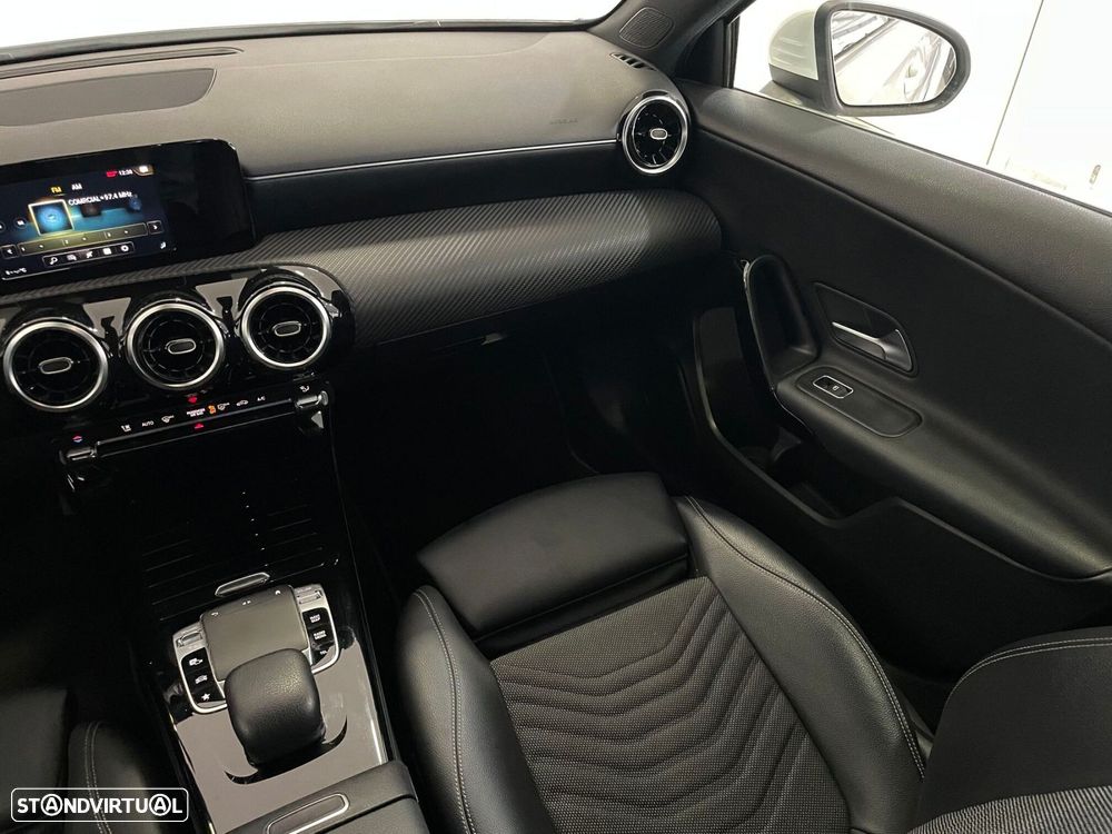 Mercedes-Benz A 180 - 22