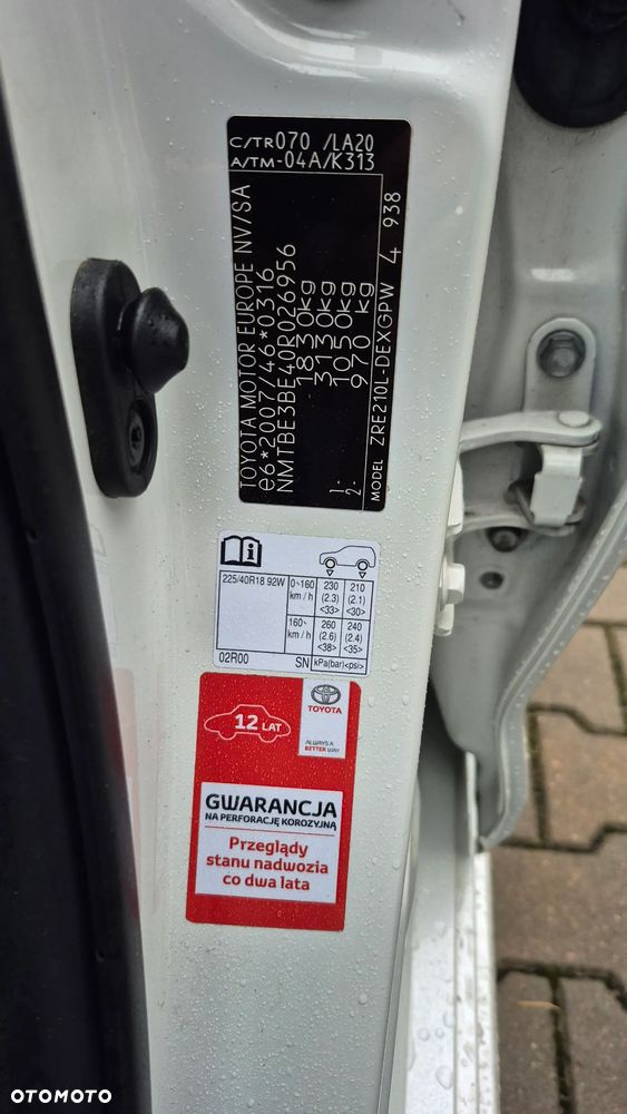 Toyota Corolla 1.6 Executive MS - 16