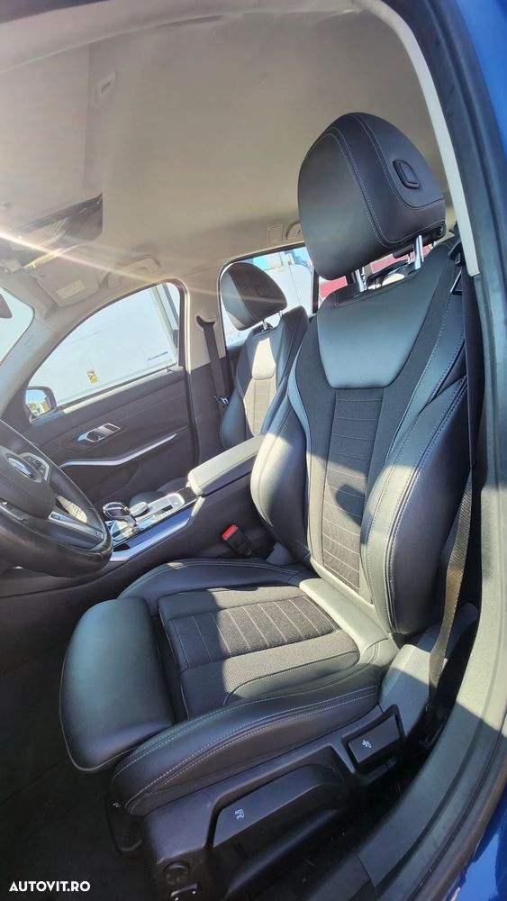 BMW Seria 3 320d xDrive AT MHEV - 13
