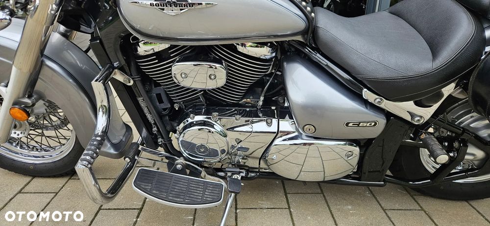 Suzuki VL 800 Volusia - Boulevard C50 - 16