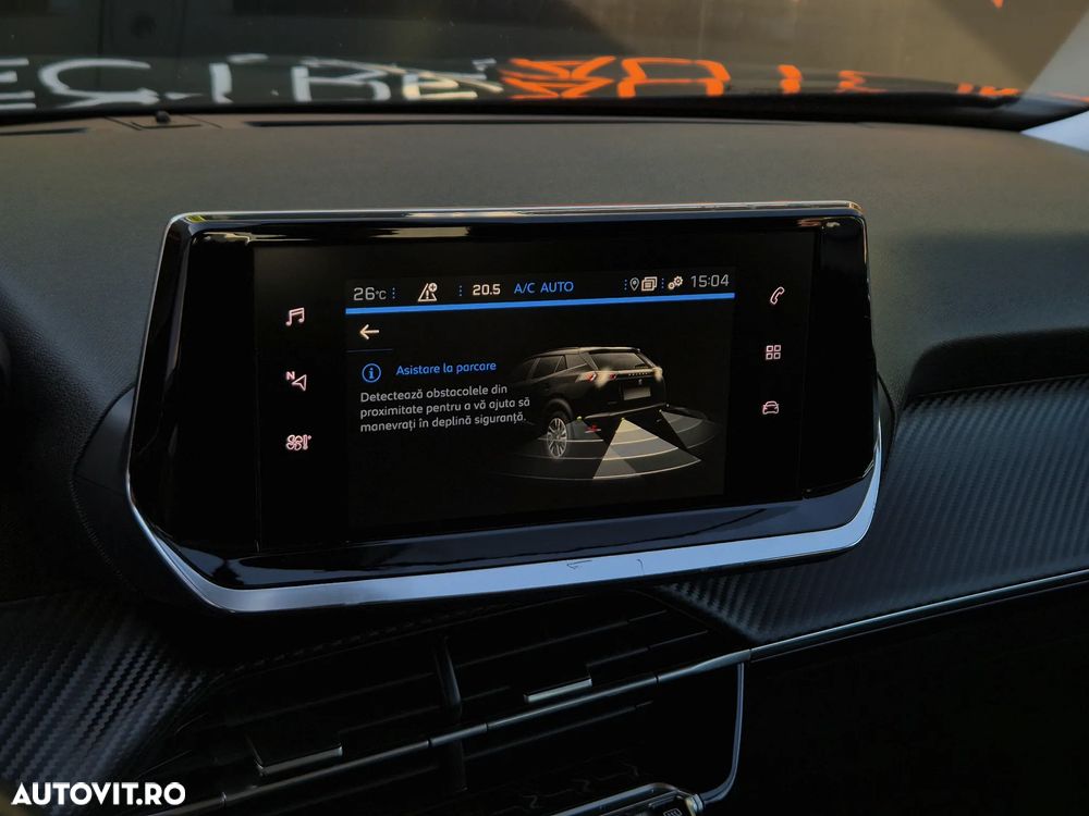 Peugeot 2008 PureTech 130 Allure Pack - 24