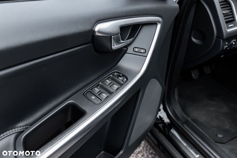 Volvo XC 60 D4 Summum - 16