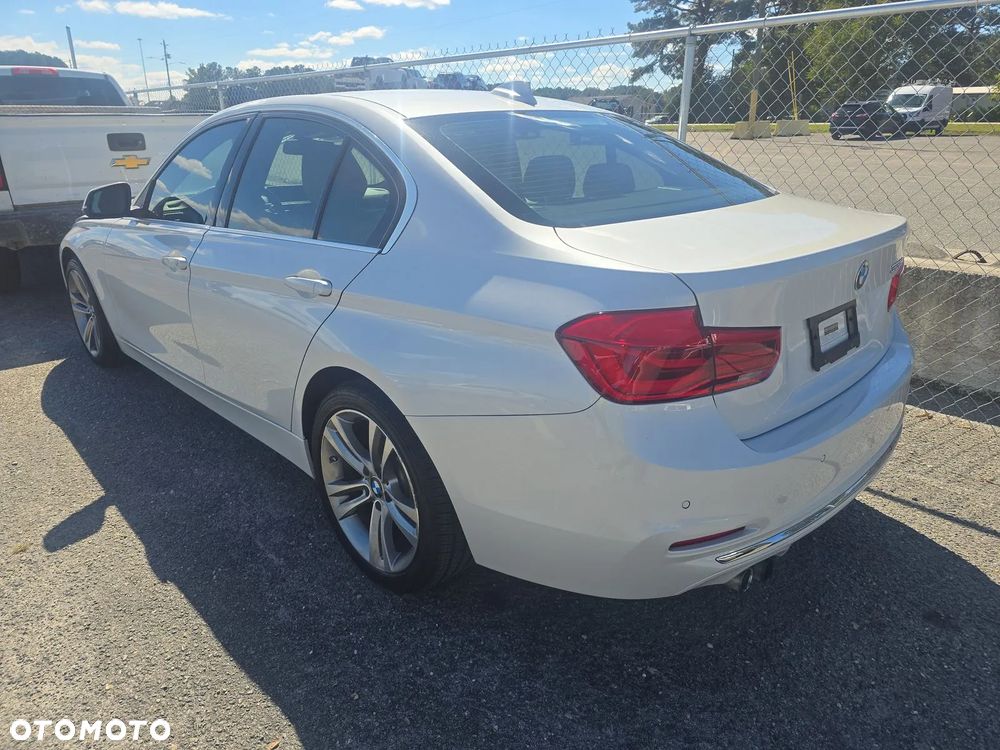 BMW Seria 3 328i Luxury Line - 6