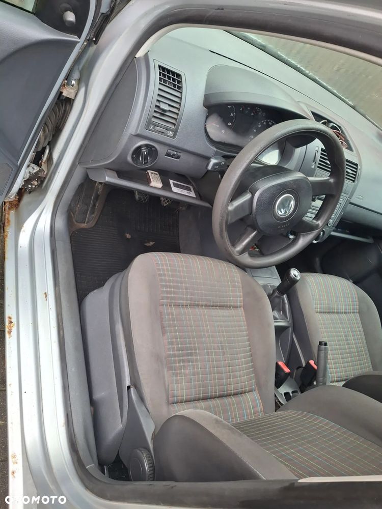 Volkswagen Polo 1.2 12V Basis - 2