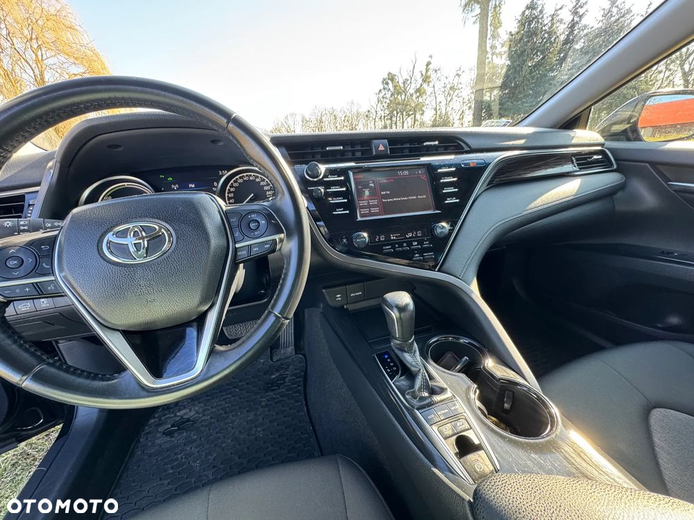 Toyota Camry 2.5 Hybrid Comfort CVT - 16