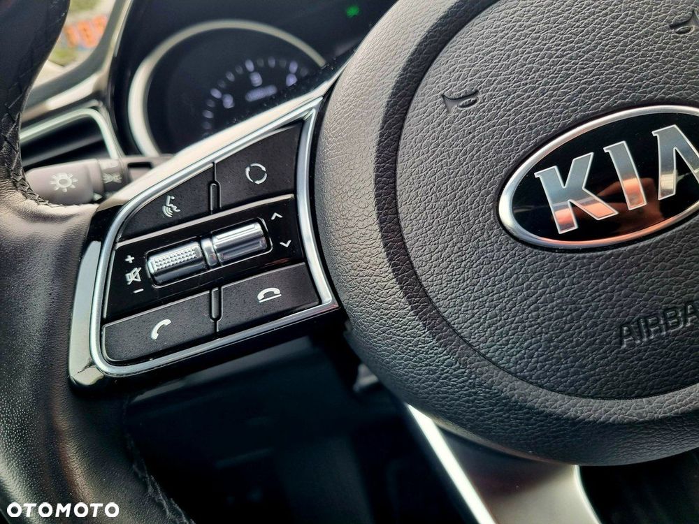 Kia Ceed 1.6 CRDi DCT Spirit - 16