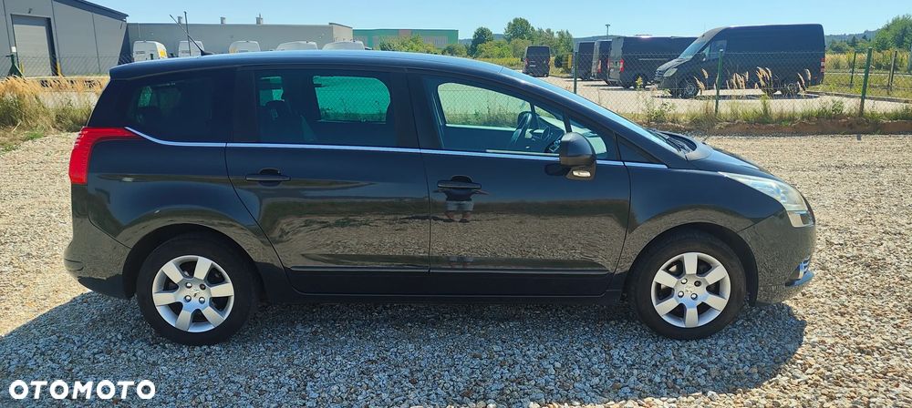 Peugeot 5008 1.6 HDi Premium - 6