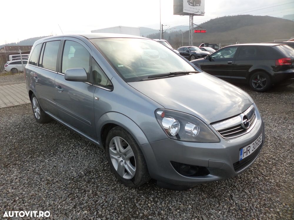 Opel Zafira 1.7 CDTI ecoFLEX Design Edition - 4