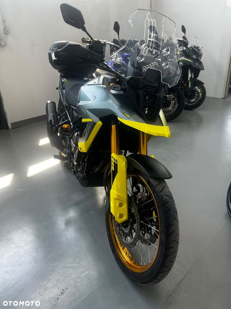 Suzuki V-STROM - 3