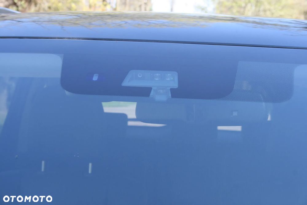 Mitsubishi Outlander - 35