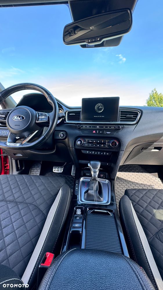 Kia ProCeed - 17