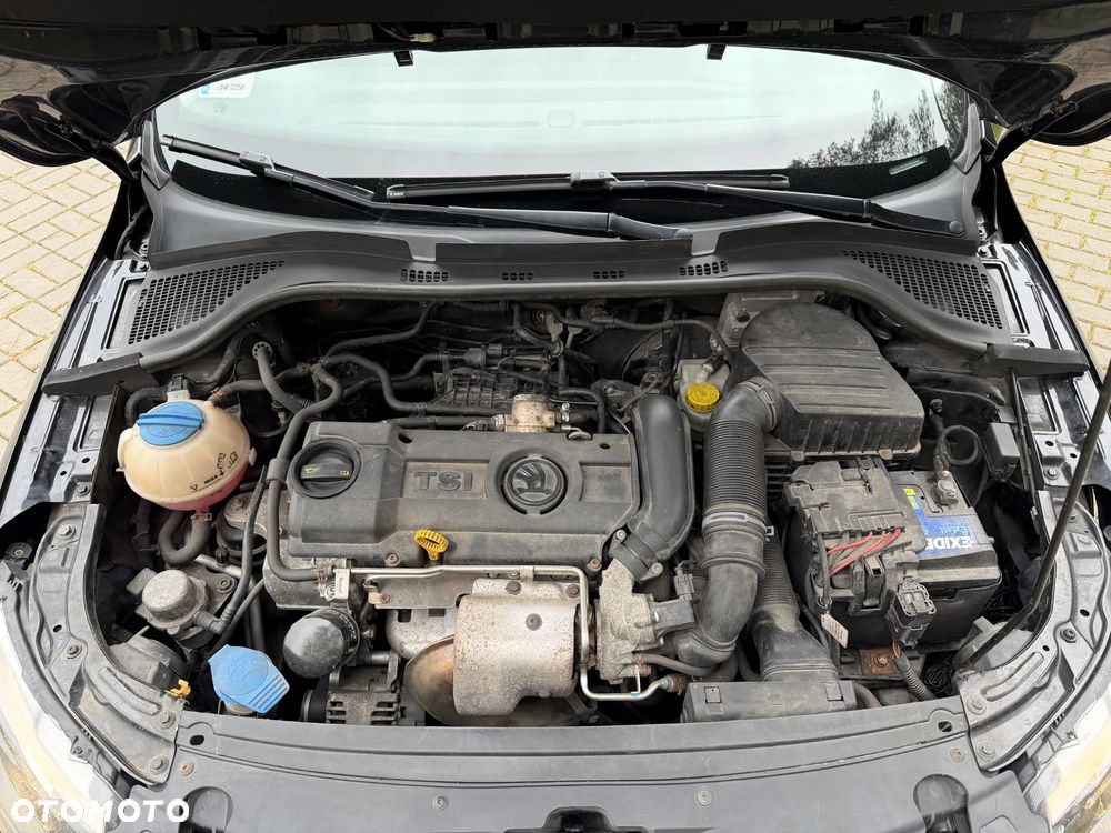 Skoda RAPID 1.4 TSI Edition DSG - 25