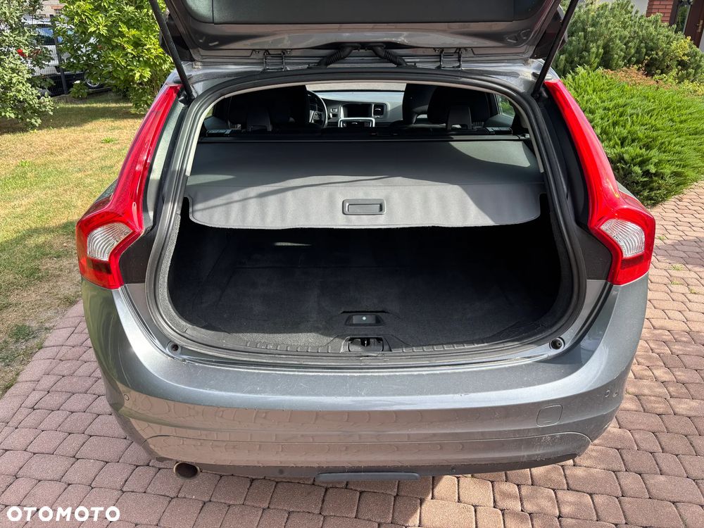 Volvo V60 D3 Geartronic Linje Business - 25