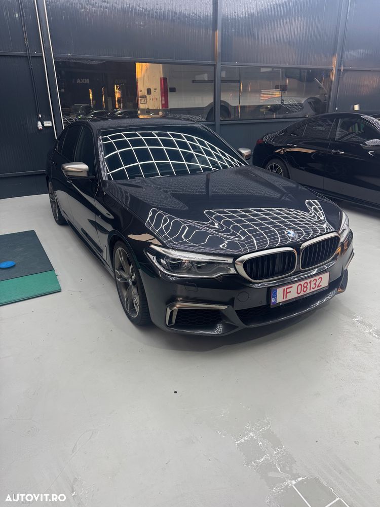 BMW Seria 5 550i xDrive Aut. - 11