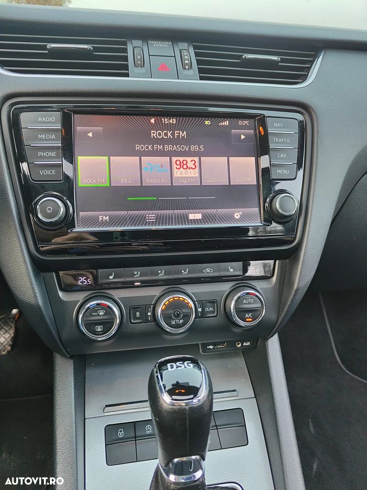 Skoda Octavia 1.6 TDI STYLE DSG - 13