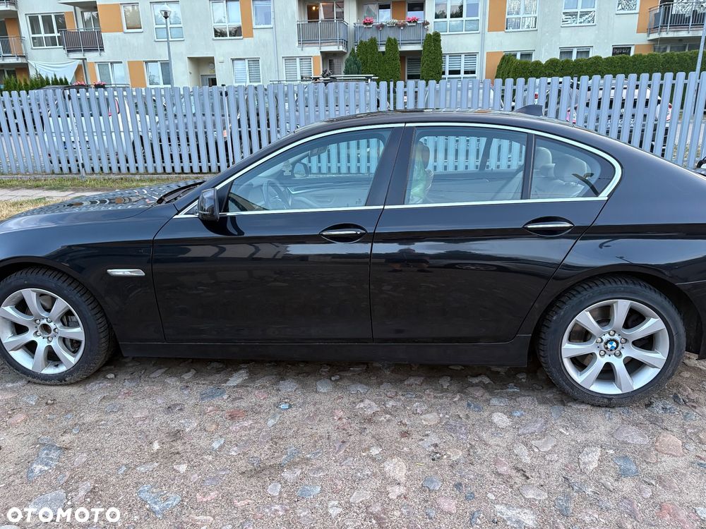BMW Seria 5 535i - 4