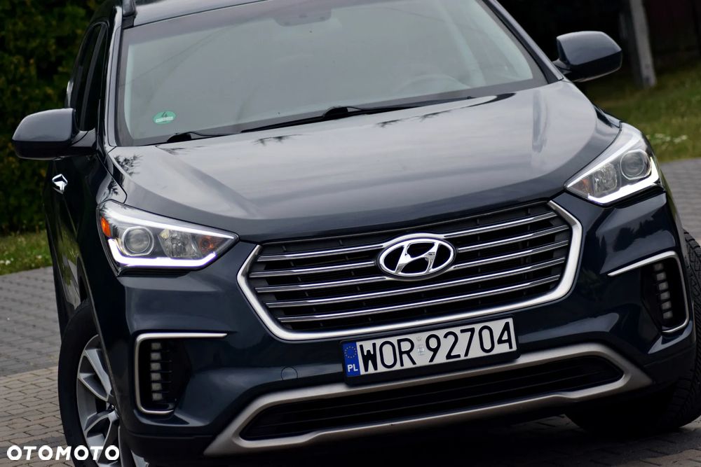 Hyundai Santa Fe - 1