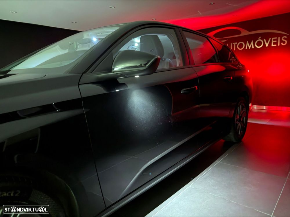 Peugeot 308 SW 1.2 PureTech Allure EAT8 - 39