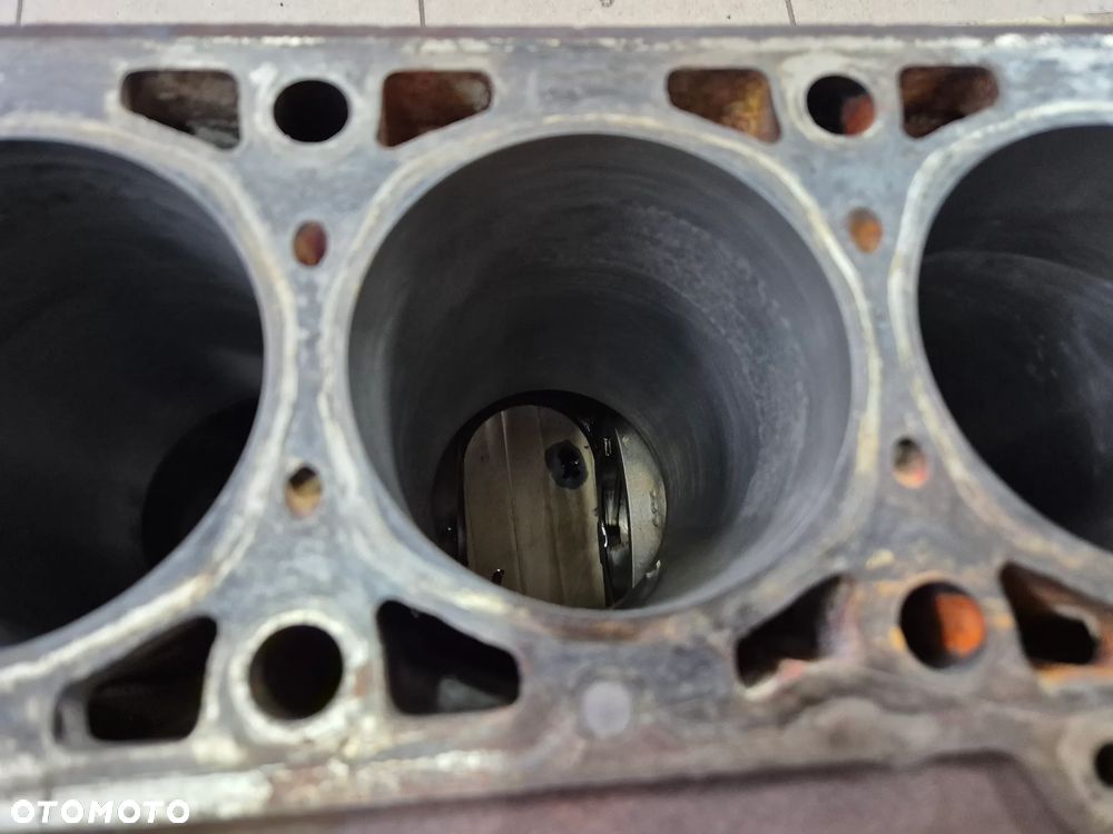 BLOK SILNIKA HONOWANY NOMINAŁ IVECO DAILY DUCATO BOXER JUMPER 3.0 JTD 06r.+ - 8