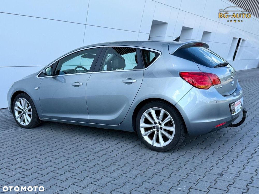 Opel Astra - 12