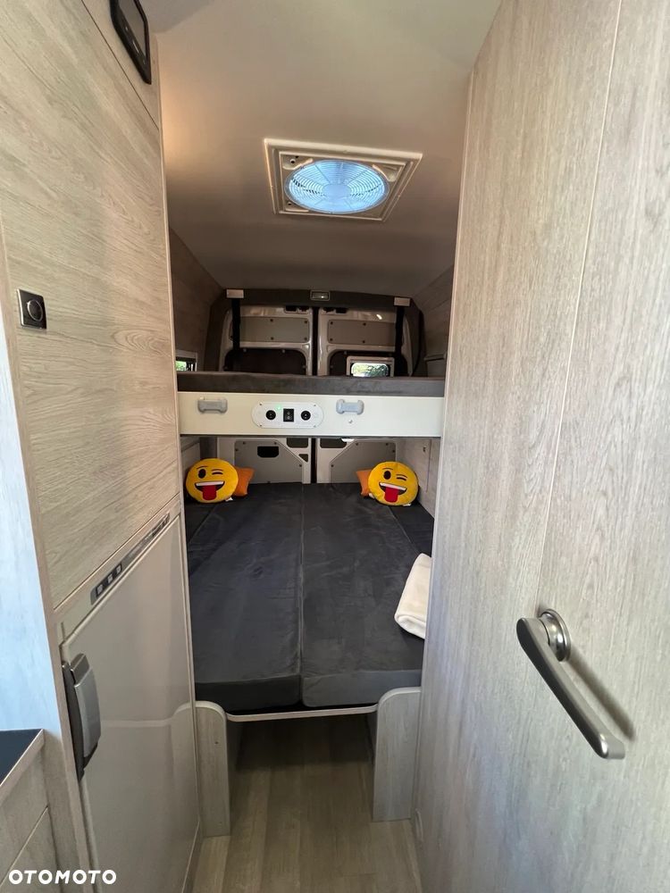 Volkswagen Crafter - 21