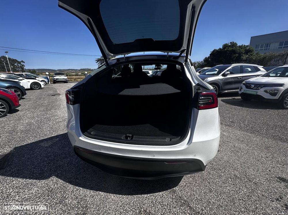 Tesla Model Y Long Range Tração Integral - 13