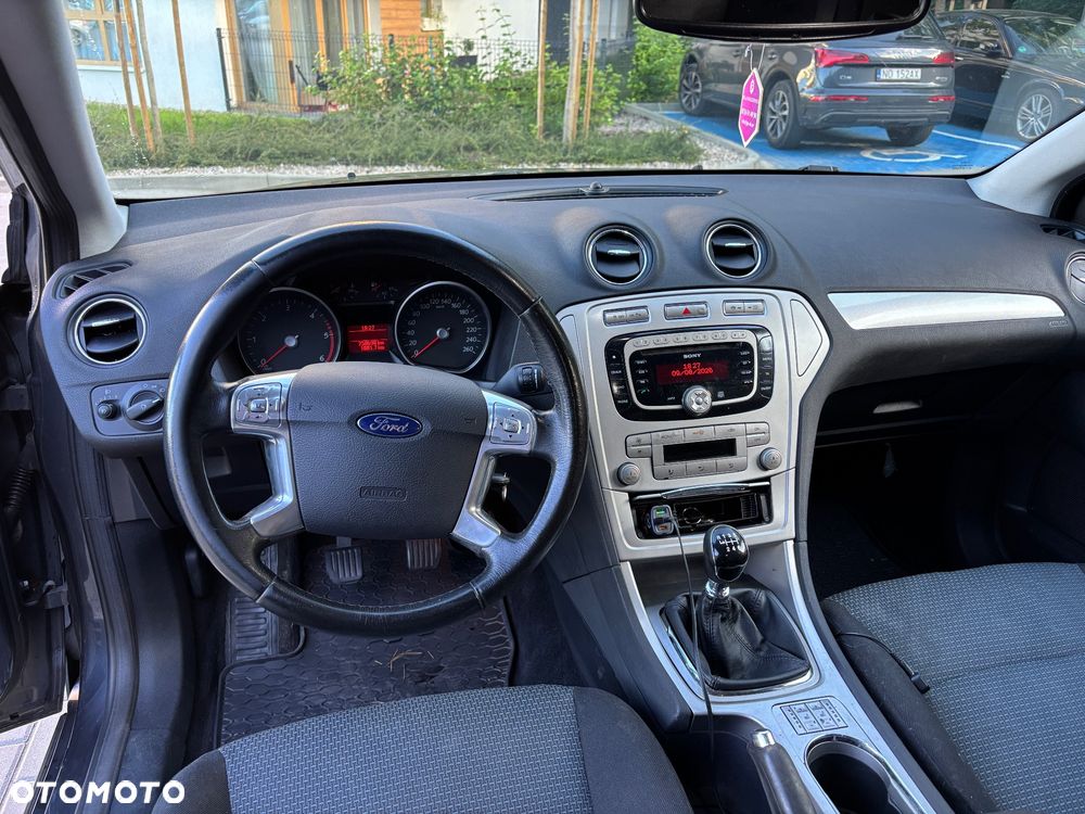 Ford Mondeo 2.0 TDCi Titanium - 10