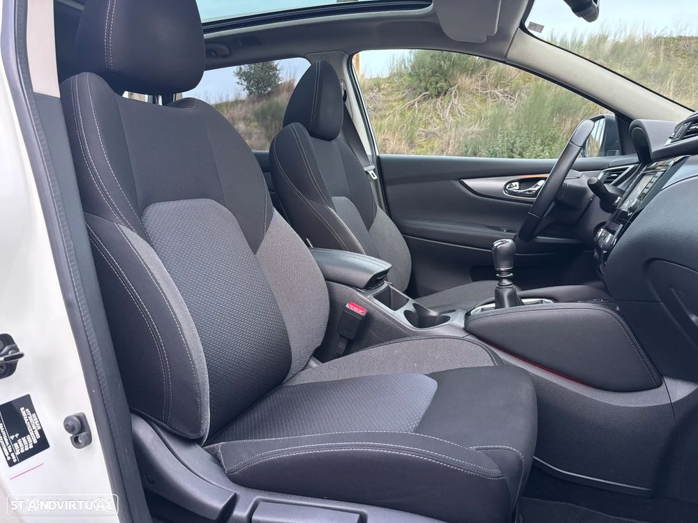 Nissan Qashqai 1.5 dCi N-Connecta Led - 27