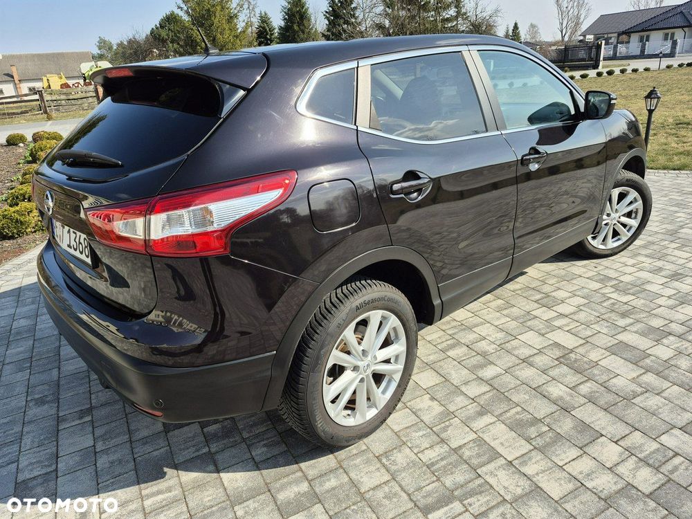 Nissan Qashqai - 2