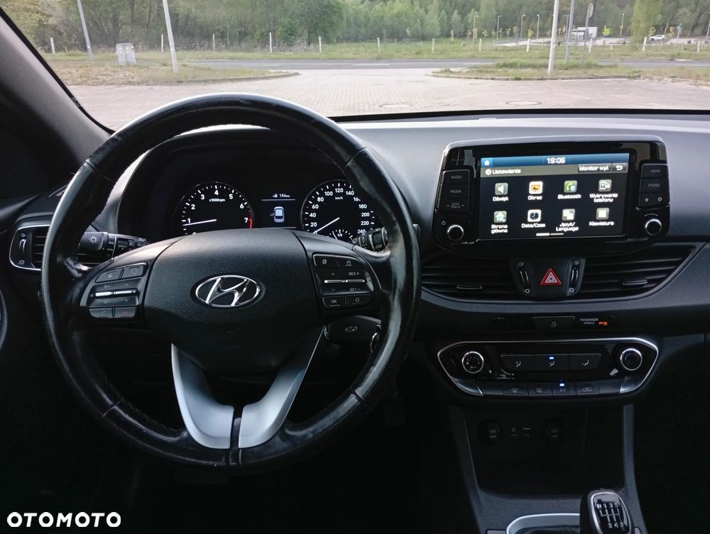 Hyundai i30 1.4 Comfort - 17