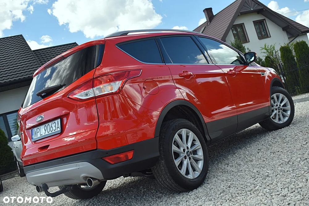 Ford Kuga 2.0 TDCi 2x4 Titanium - 39