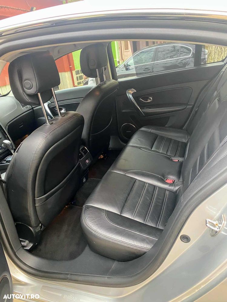 Renault Latitude 2.0 dCi Initiale Aut. - 9