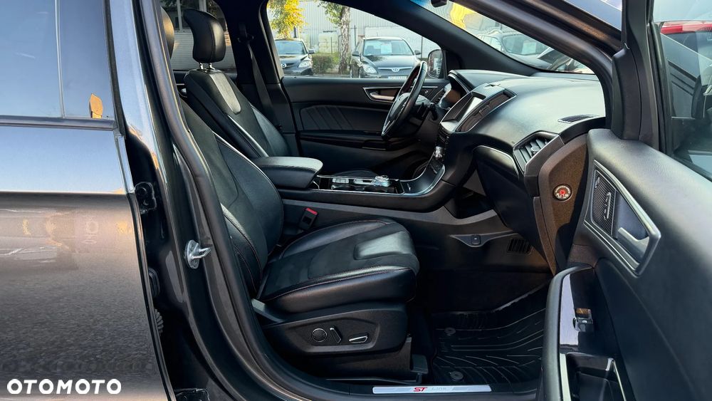 Ford Edge 2.0 EcoBlue Bi-Turbo 4x4 ST-LINE - 29