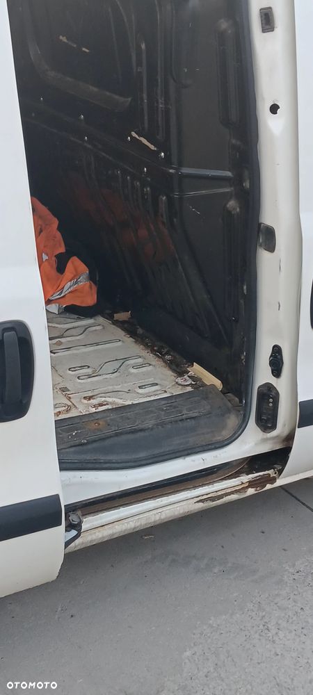Fiat Doblo - 12