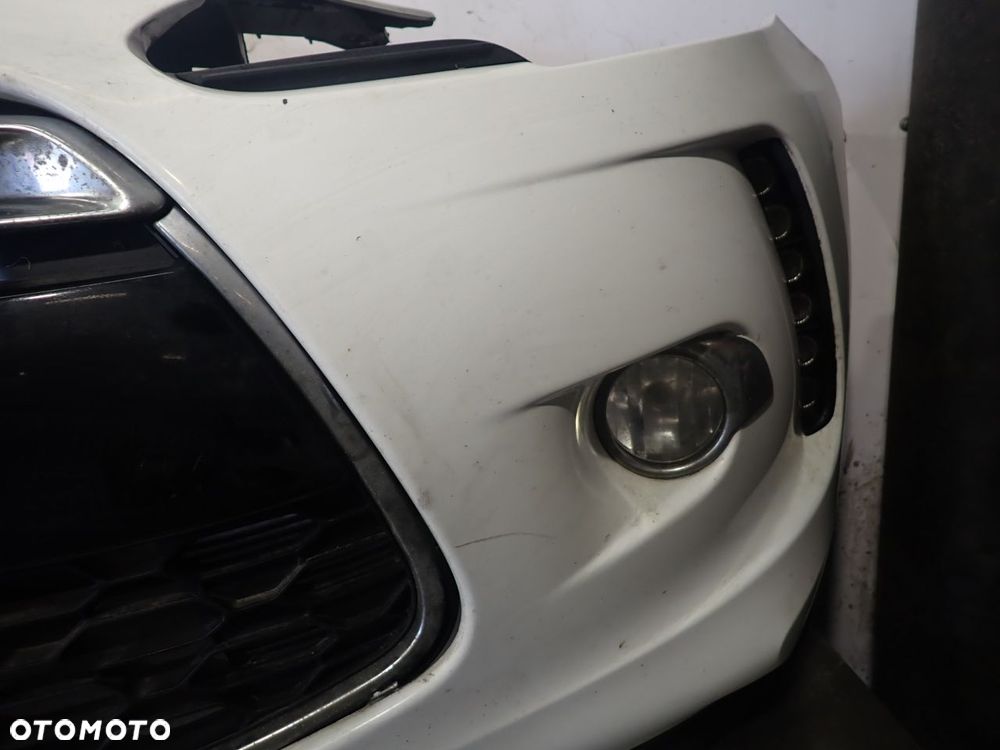 ZDERZAK PRZÓD CITROEN DS3 1.6 KOL: EWP - 8