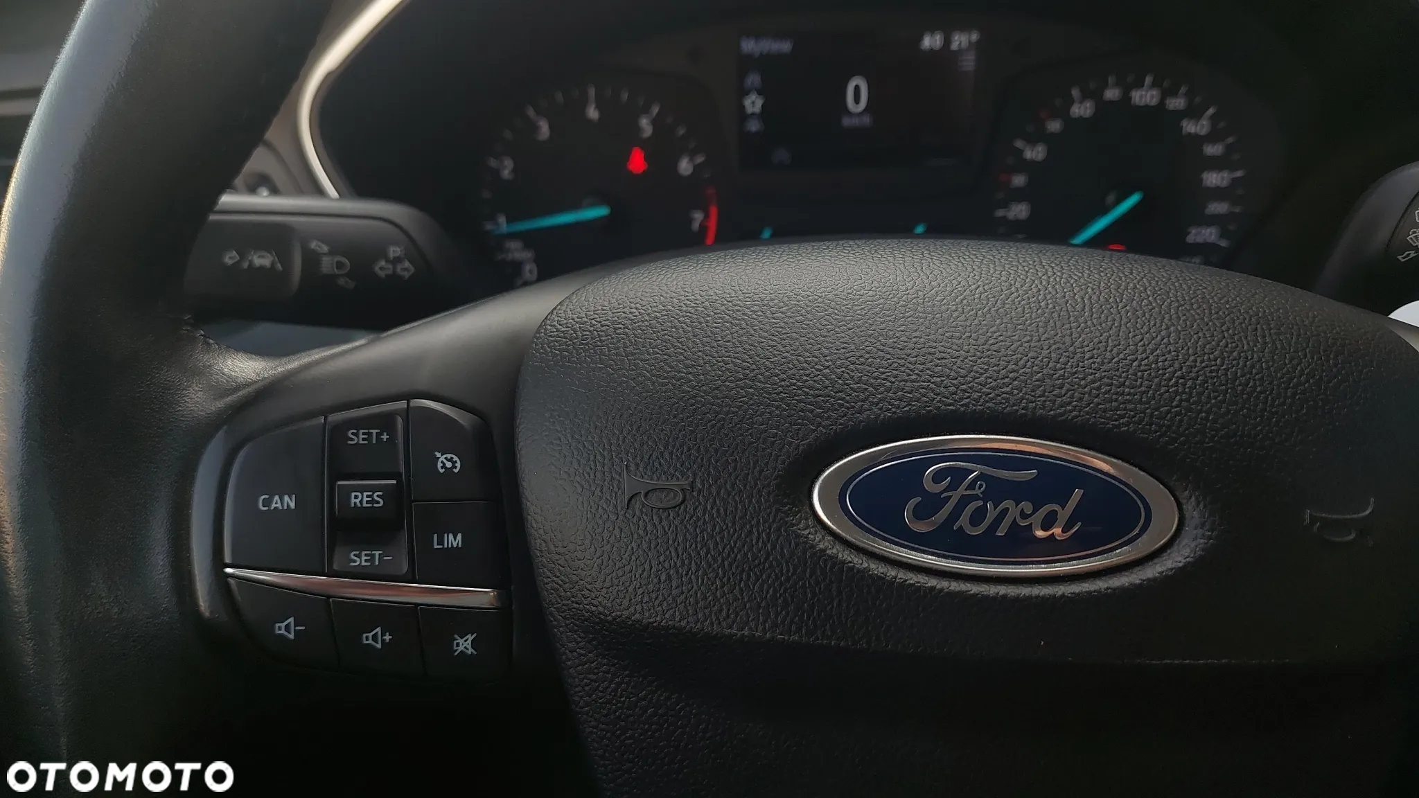 Ford Focus 1.0 EcoBoost Trend Edition - 18