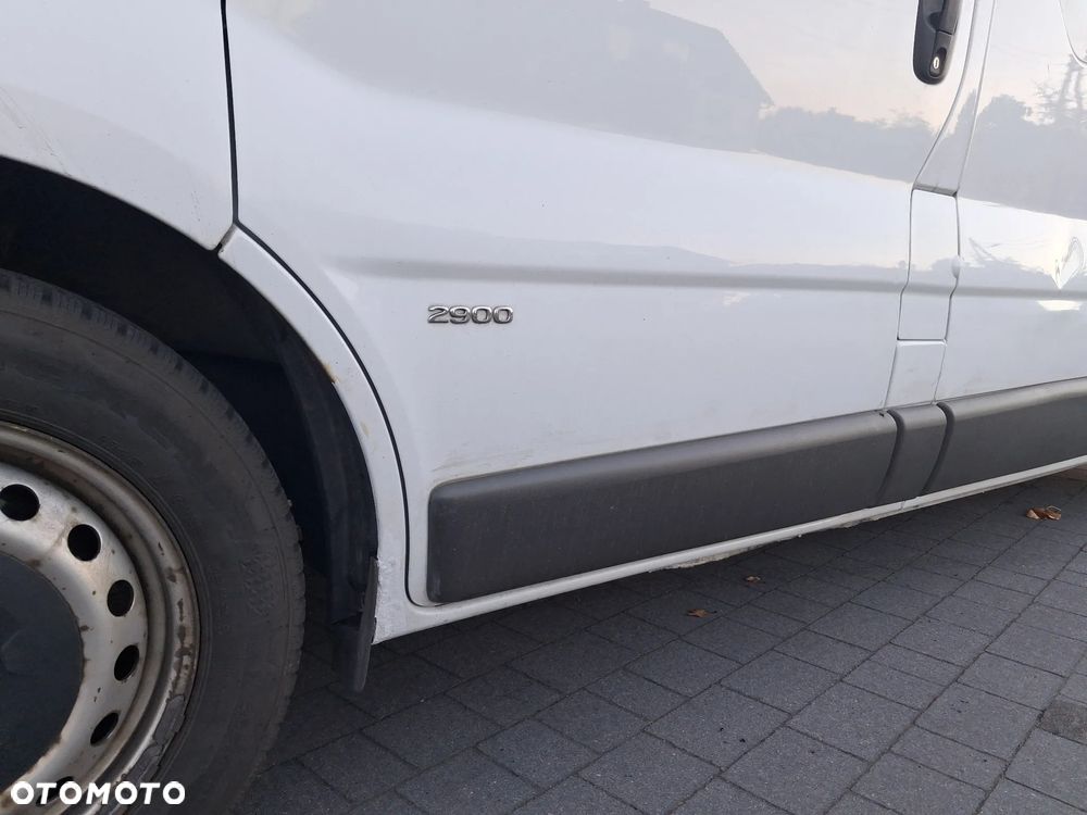 Opel VIVARO - 17