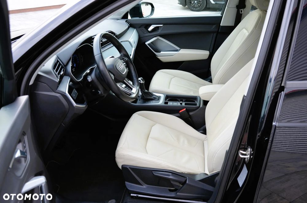Audi Q3 35 TDI Quattro S tronic - 13