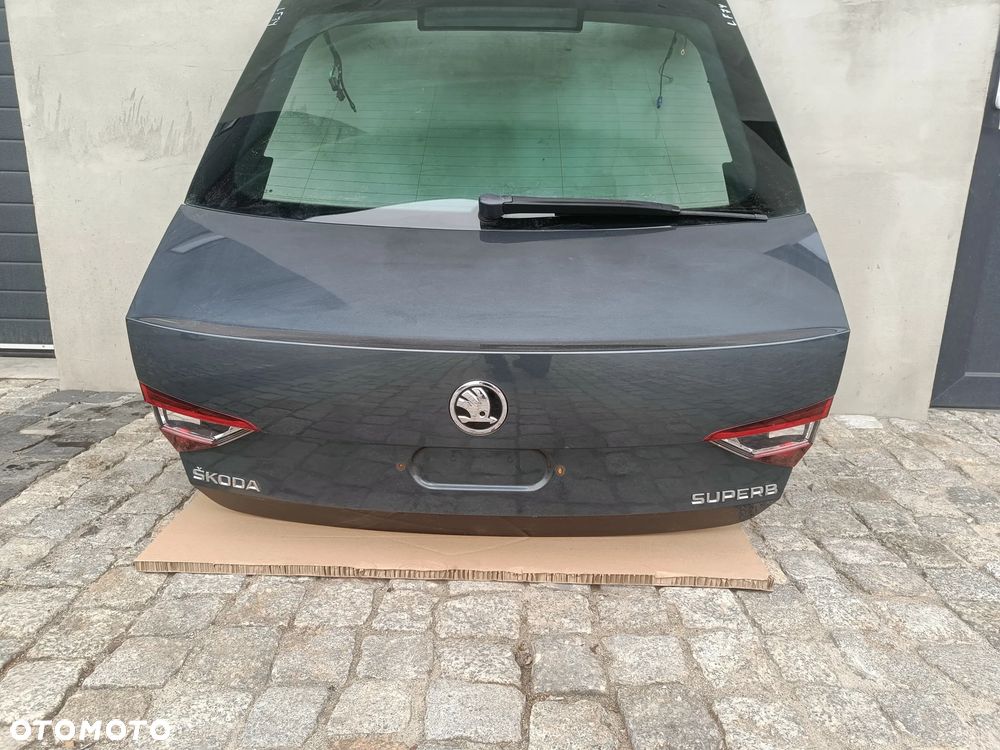 Klapa Skoda Superb 3 III Hatchback Sedan Pokrywa Bagażnika LF7Y - 2