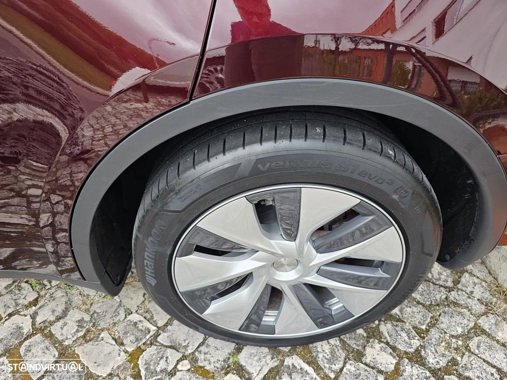 Tesla Model Y Long Range Tração Integral - 27